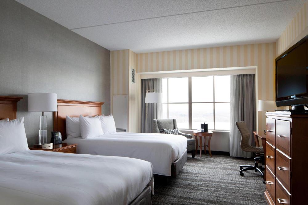Double Room with Two Double Beds - Concierge Level interior